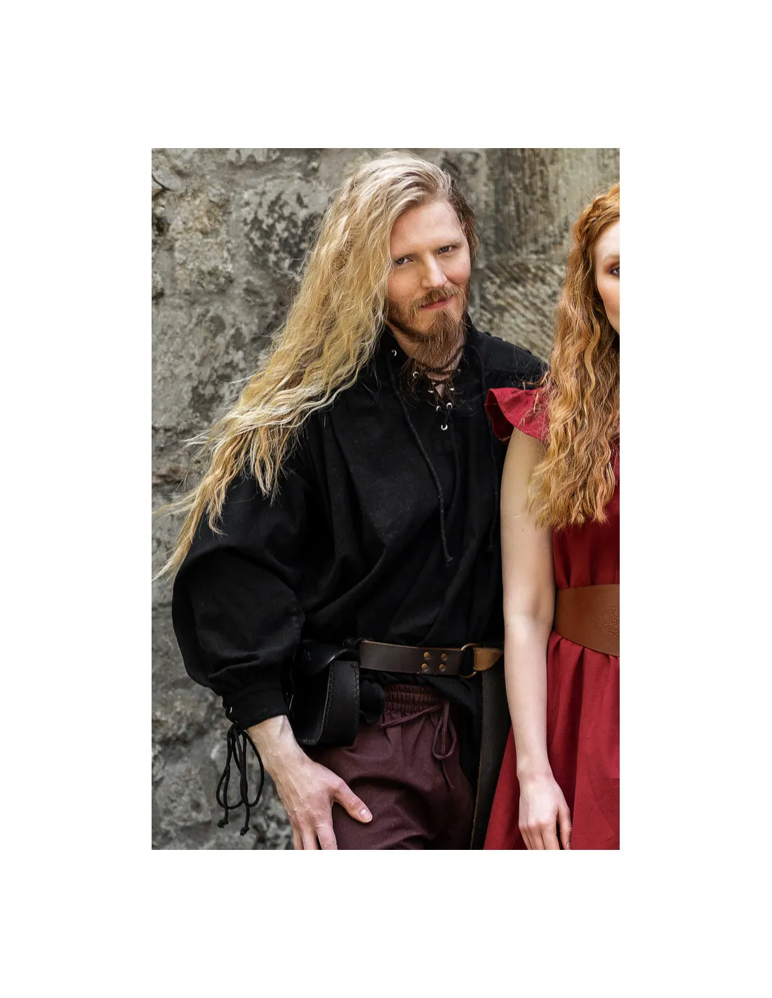 Chemise médiévale Adrian à lacets, blanche ou noire ⚔️ Boutique Épées