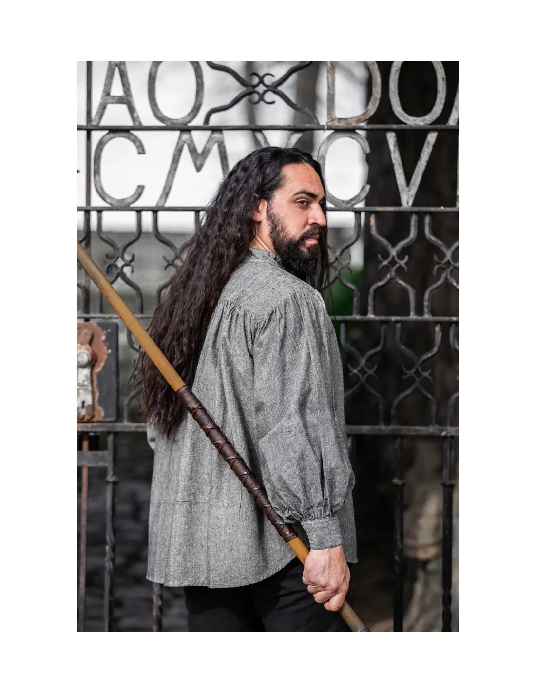 Chemise médiévale modèle Léopold, couleur grise ⚔️ Boutique Épées