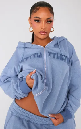 PRETTYLITTLETHING Shape Hoodie bleu pétrole délavé zippé à détail brodé